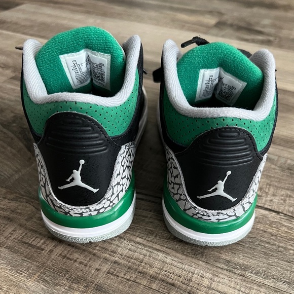 Air Jordan 3 Retro 'Pine Green' Sneakers Kids PS Size 1Y - 429487-030 - Picture 5 of 15